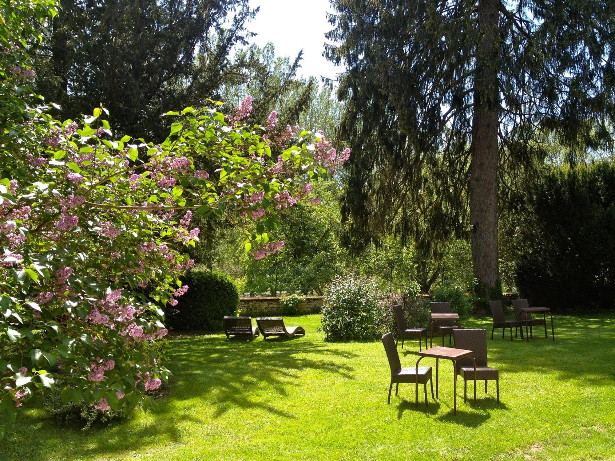 Logis Hostellerie La Chaumiere Arsonval Exterior foto